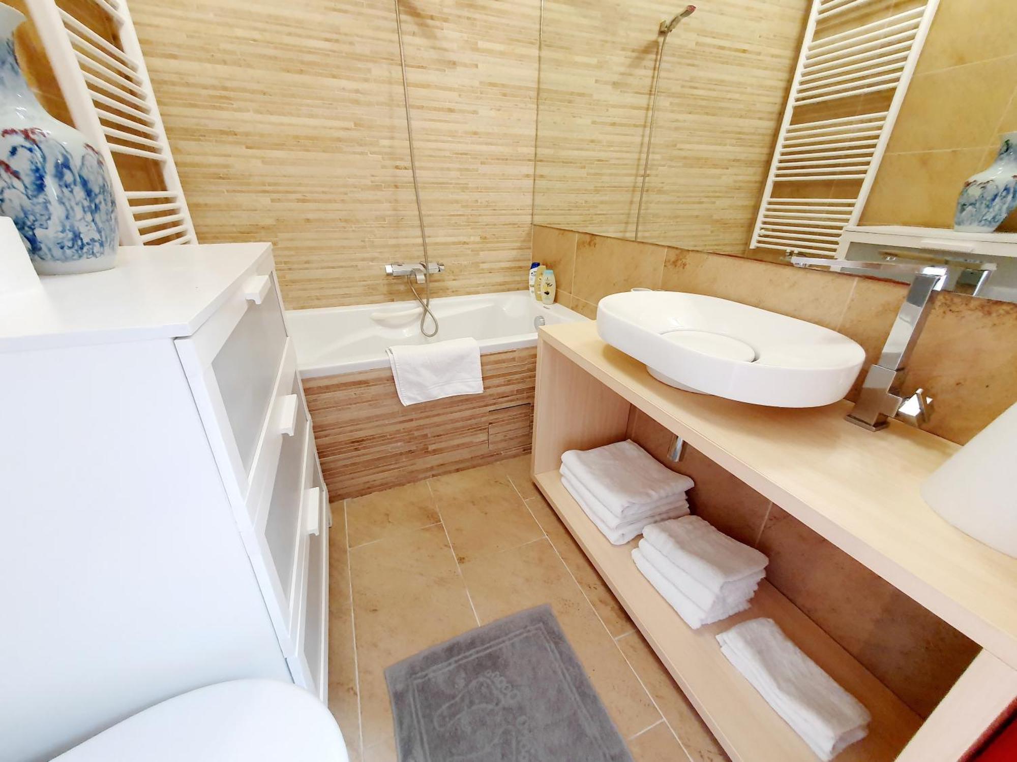 Bella Vista Lux Apartment With Private Terace Копер Екстериор снимка