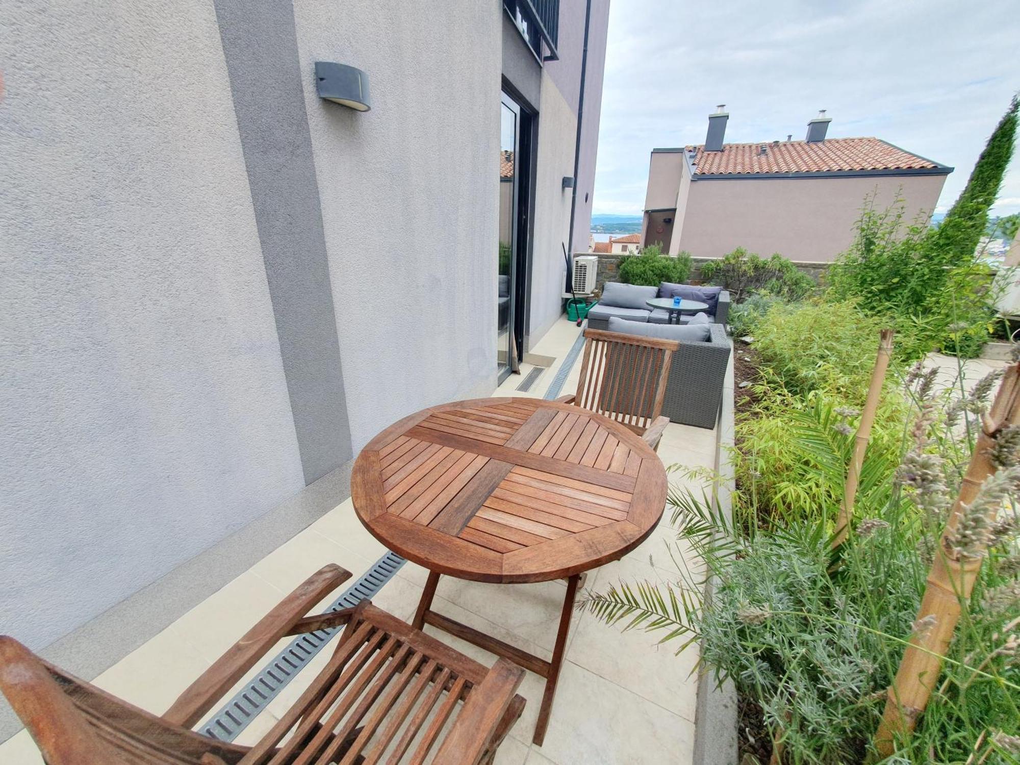 Bella Vista Lux Apartment With Private Terace Копер Екстериор снимка